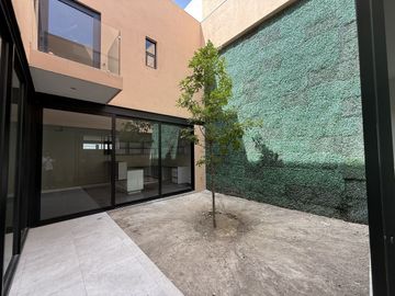 Casa en venta en Cerradas de Rinconada III – Apodaca, N.L.