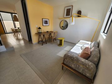 Casa en Venta Cimatario, Estudio, Amplios Espacios