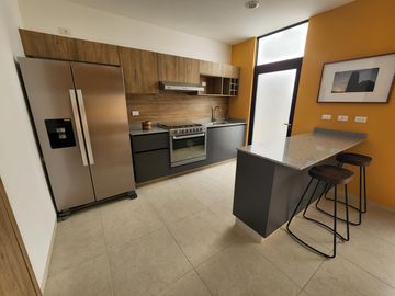 Casa en Venta Cimatario, Estudio, Amplios Espacios