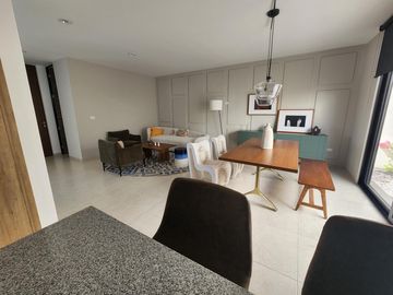 Casa en Venta Cimatario, 3 Recámaras, Estudio