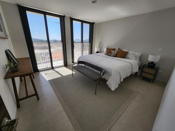Casa en Venta Cimatario, 3 Recámaras, Estudio
