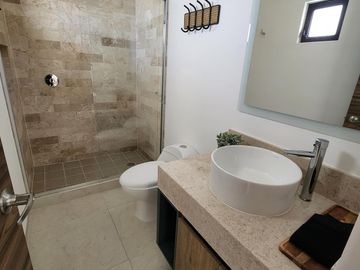 Casa en Venta Cimatario, 3 Recámaras, Estudio