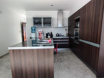 Casa en venta de 3 dormitorios c/ cochera en San Rafael