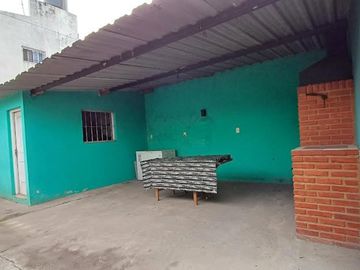 CASA DE 3 AMBIENTES EN MERLO
