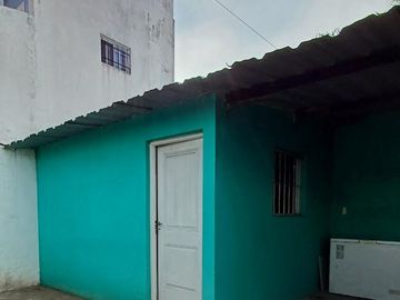 CASA DE 3 AMBIENTES EN MERLO