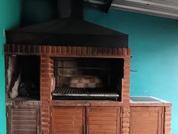 CASA DE 3 AMBIENTES EN MERLO