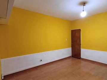 CASA DE 3 AMBIENTES EN MERLO