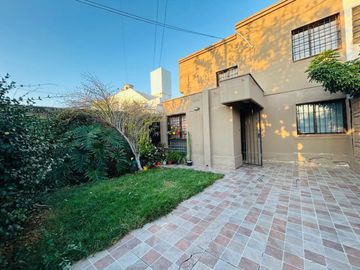 CASA 3 DORMITORIOS, 2 BAÑOS B° FUCHS-APTO CRÉDITO