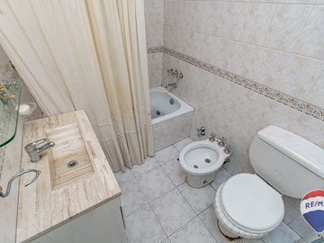Casa Venta Bernal Centro 5 amb piscina jardin