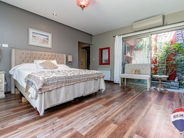 Casa Venta Bernal Centro 5 amb piscina jardin