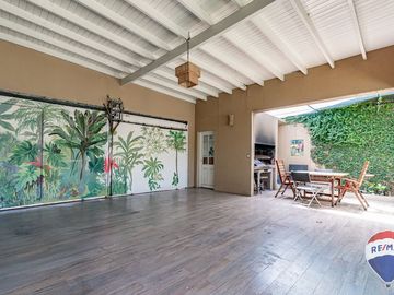 Casa Venta Bernal Centro 5 amb piscina jardin
