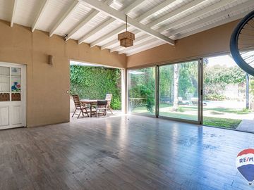 Casa Venta Bernal Centro 5 amb piscina jardin