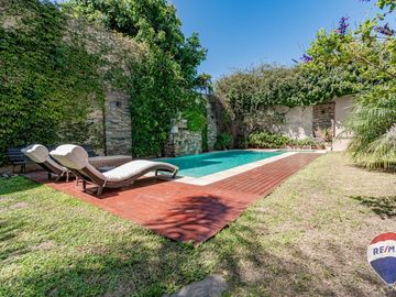 Casa Venta Bernal Centro 5 amb piscina jardin