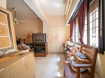 VENTA CASA 5 AMB PATIO QUINCHO COCHERA VERSALLES