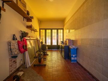 VENTA CASA 5 AMB PATIO QUINCHO COCHERA VERSALLES