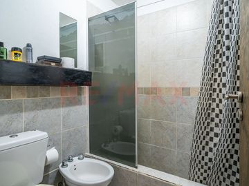 VENTA CASA 5 AMB PATIO QUINCHO COCHERA VERSALLES