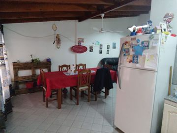 VENTA DEPARTAMENTO CON LOCAL COMERCIAL