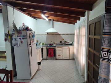 VENTA DEPARTAMENTO CON LOCAL COMERCIAL