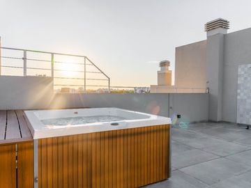 Venta 3 amb estr.  1 piso patio y bcon  V Devoto