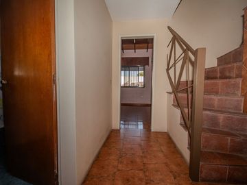 VENTA PH TIPO CASA 5 AMB-VILLA LUZURIAGA-PERMUTA