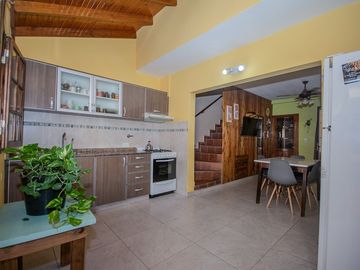 VENTA PH TIPO CASA 5 AMB-VILLA LUZURIAGA-PERMUTA