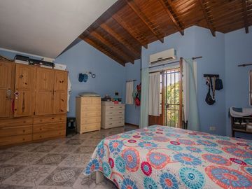 VENTA PH TIPO CASA 5 AMB-VILLA LUZURIAGA-PERMUTA