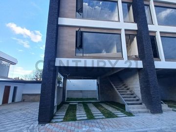 VENTA CASA DUPLEX TUMBACO EN CONJUNTO