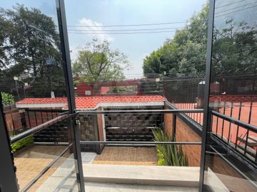 CERRADA SANTA CLARA 172 Casa en venta en Santa María Tepepan