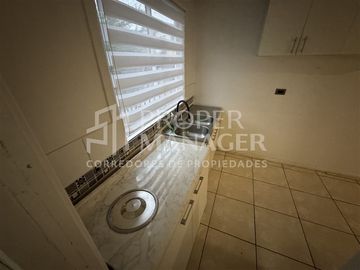 Casa en Venta en Casa Esquina Portal el Libertador Ampliada, Chillán