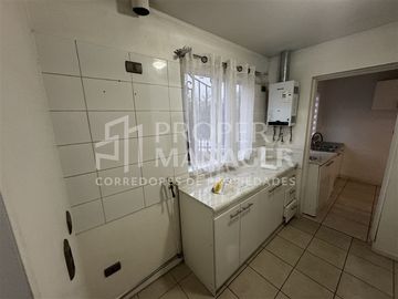 Casa en Venta en Casa Esquina Portal el Libertador Ampliada, Chillán