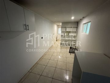 Casa en Venta en Casa Esquina Portal el Libertador Ampliada, Chillán