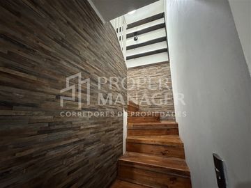 Casa en Venta en Casa Esquina Portal el Libertador Ampliada, Chillán