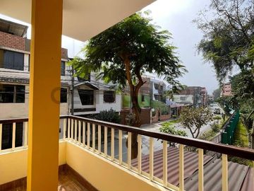 Dúplex en Venta en Urb. Las Palmeras, Los Olivos