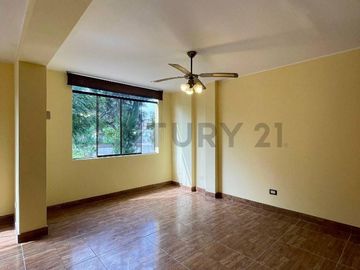 Dúplex en Venta en Urb. Las Palmeras, Los Olivos