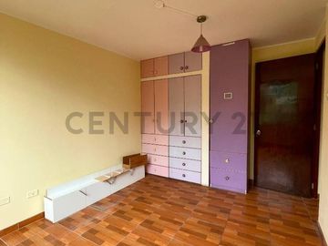 Dúplex en Venta en Urb. Las Palmeras, Los Olivos