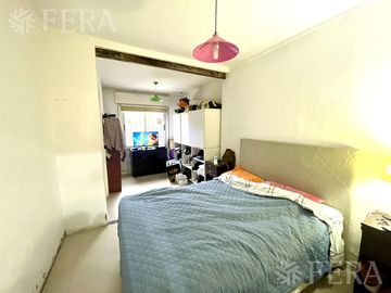 Venta de PH 4 ambientes con Cochera y jardín en Quilmes
