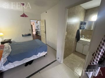 Venta de PH 4 ambientes con Cochera y jardín en Quilmes