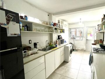 Venta de PH 4 ambientes con Cochera y jardín en Quilmes