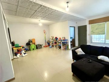Venta de PH 4 ambientes con Cochera y jardín en Quilmes