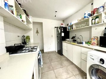Venta de PH 4 ambientes con Cochera y jardín en Quilmes