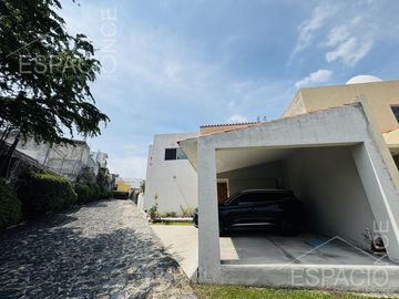 Casa en Fraccionamiento Burgos Bugambilias