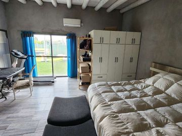 Venta casa barrio cerrado Maipú- 5 ambientes