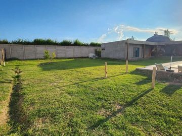 Venta casa barrio cerrado Maipú- 5 ambientes