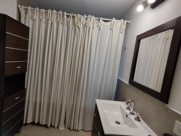 VENTA CASA EN SANTA TERESITA