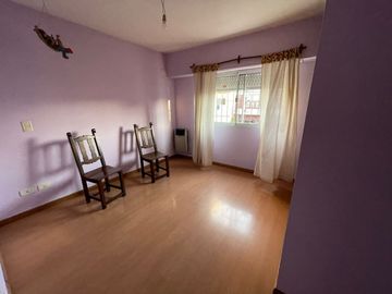 VENTA TRIPLEX 4 AMB COCHERA EN RAMOS. OPORTUNIDAD