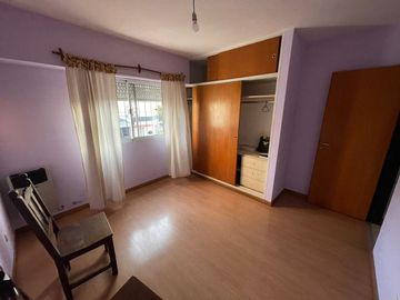 VENTA TRIPLEX 4 AMB COCHERA EN RAMOS. OPORTUNIDAD