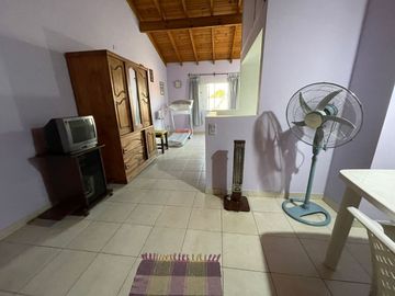 VENTA TRIPLEX 4 AMB COCHERA EN RAMOS. OPORTUNIDAD