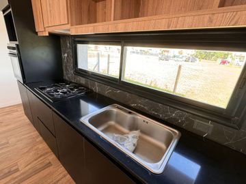 VENTA CASA 5AMB PARRILLA PILAR  DEL ESTE FINANCIA