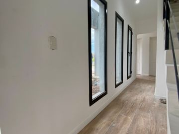 VENTA CASA 5AMB PARRILLA PILAR  DEL ESTE FINANCIA