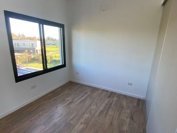 VENTA CASA 5AMB PARRILLA PILAR  DEL ESTE FINANCIA